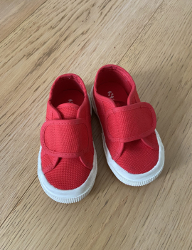 Scarpe superga n.23 rosse € 20